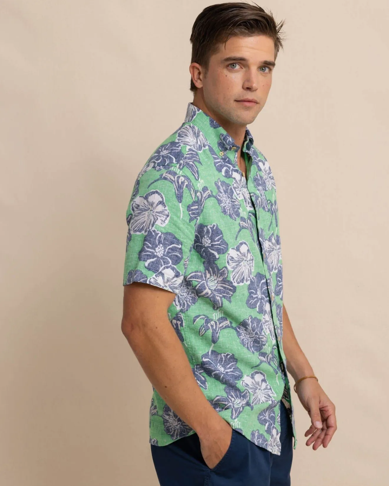 Beach Blooms Linen Rayon Short Sleeve Sport Shirt<Southern Tide Shop